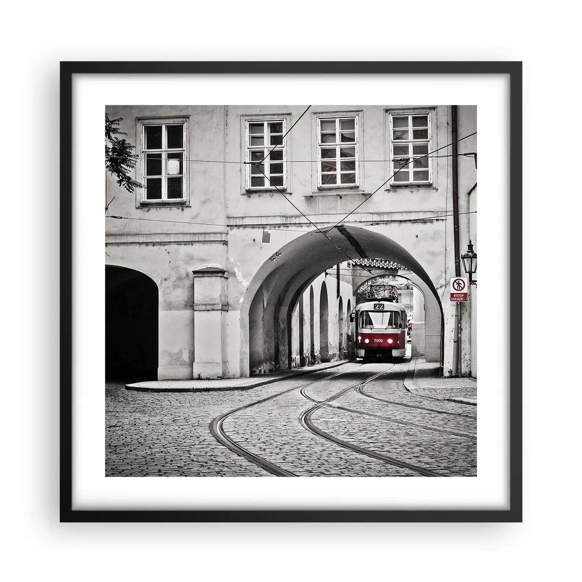 Poster in cornice nera - Attraverso il labirinto cittadino - 50x50 cm
