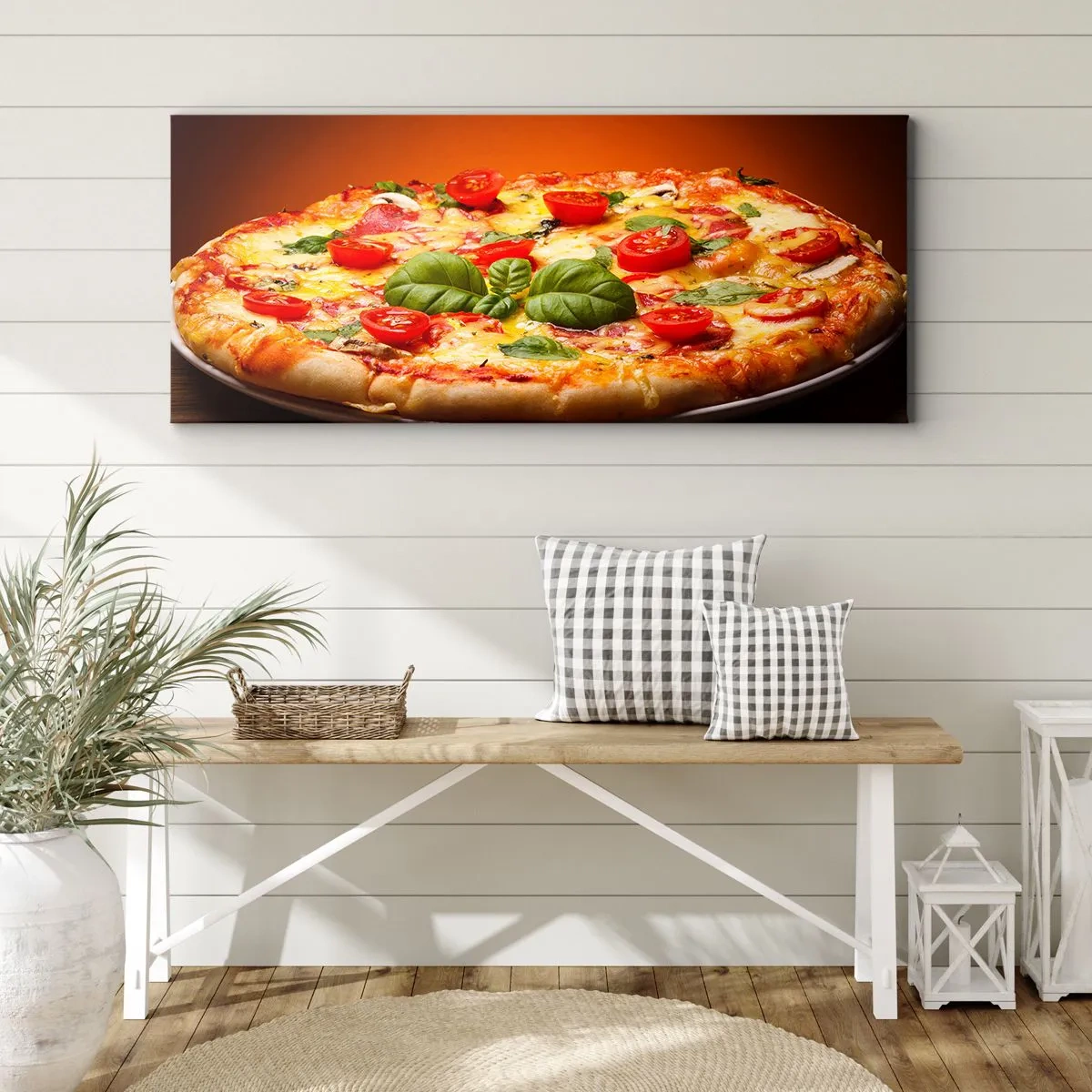Quadro su tela - Stampe su Tela - Pizza con pomodori e basilico su un tavolo di legno - 140x50cm - Mamma mia! - Decorazione murale moderna per soggiorno e camera da letto ARTTOR