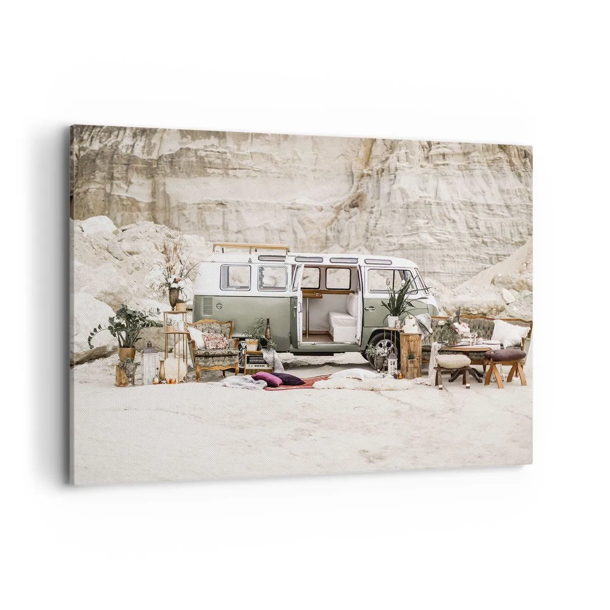 Quadro su tela - Stampe su Tela - Un camper retrò dal design boho sullo sfondo di un paesaggio roccioso. - 100x70cm - è tempo di viaggiare - Decorazione murale moderna per soggiorno e camera da letto ARTTOR