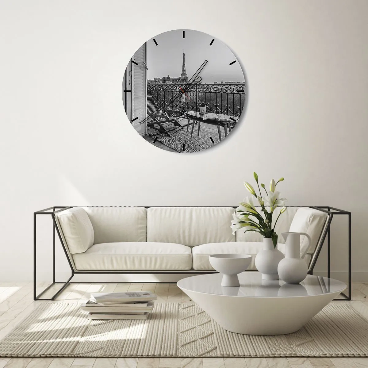 Orologio da parete - Orologio in Vetro - Vista dal balcone della Torre Eiffel in bianco e nero - 30x30cm - Pomeriggio parigino - Decorazione murale moderna per soggiorno, cucina e camera da letto ARTTOR