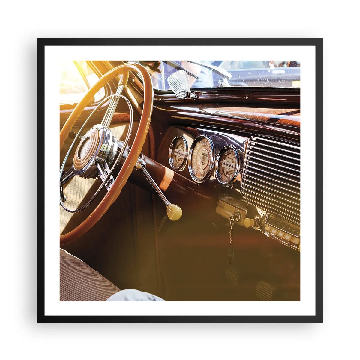 Poster in cornice nera - Un soffio di lusso dal passato - 60x60 cm