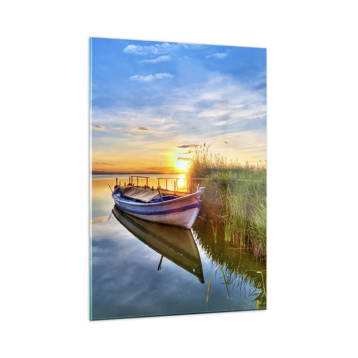 Quadro su vetro - Una barca ormeggiata sulla riva di un lago al tramonto - 50x70cm - L'insenatura dei sogni realizzati - Decorazione murale moderna per soggiorno e camera da letto ARTTOR