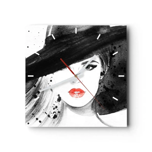 Orologio da parete - Orologio in Vetro - Ritratto di una donna con un cappello e labbra rosse - 30x30cm - Donna in nero - Decorazione murale moderna per soggiorno e camera da letto ARTTOR