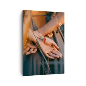 Quadro su tela - Stampe su Tela - Mani sensuali con fiori in un ambiente naturale - 50x70cm - Legata alla natura - Decorazione murale moderna per soggiorno e camera da letto ARTTOR