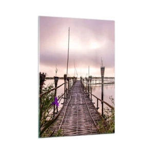 Quadro su vetro - Un ponte di bambù che attraversa il lago, circondato da piante e fiori - 50x70cm - Pace e silenzio dell'Asia - Decorazione murale moderna per soggiorno e camera da letto ARTTOR