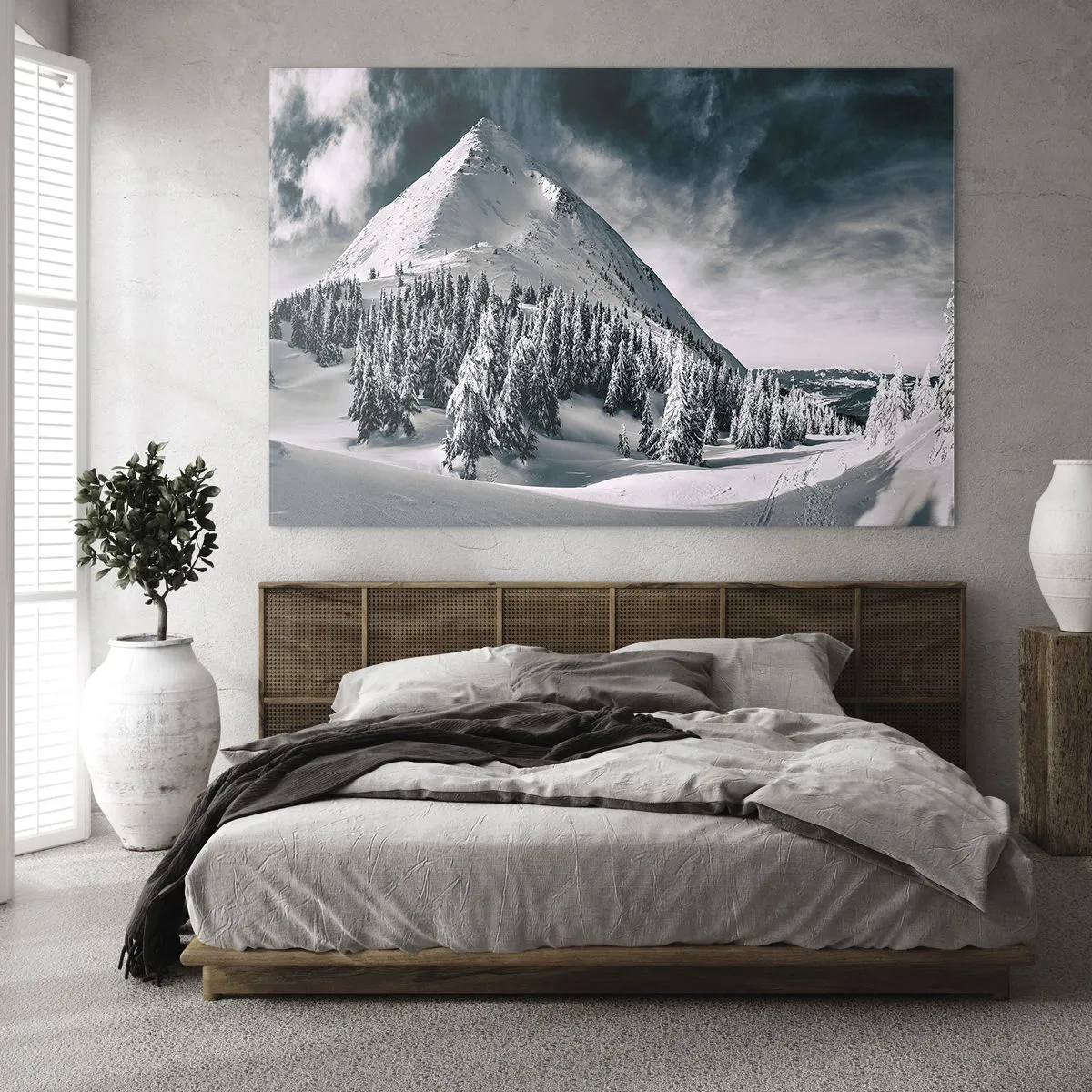 Quadro su vetro - Paesaggio montano invernale con cime innevate e foreste - 70x50cm - Il paese della neve e del ghiaccio - Decorazione murale moderna per soggiorno e camera da letto ARTTOR
