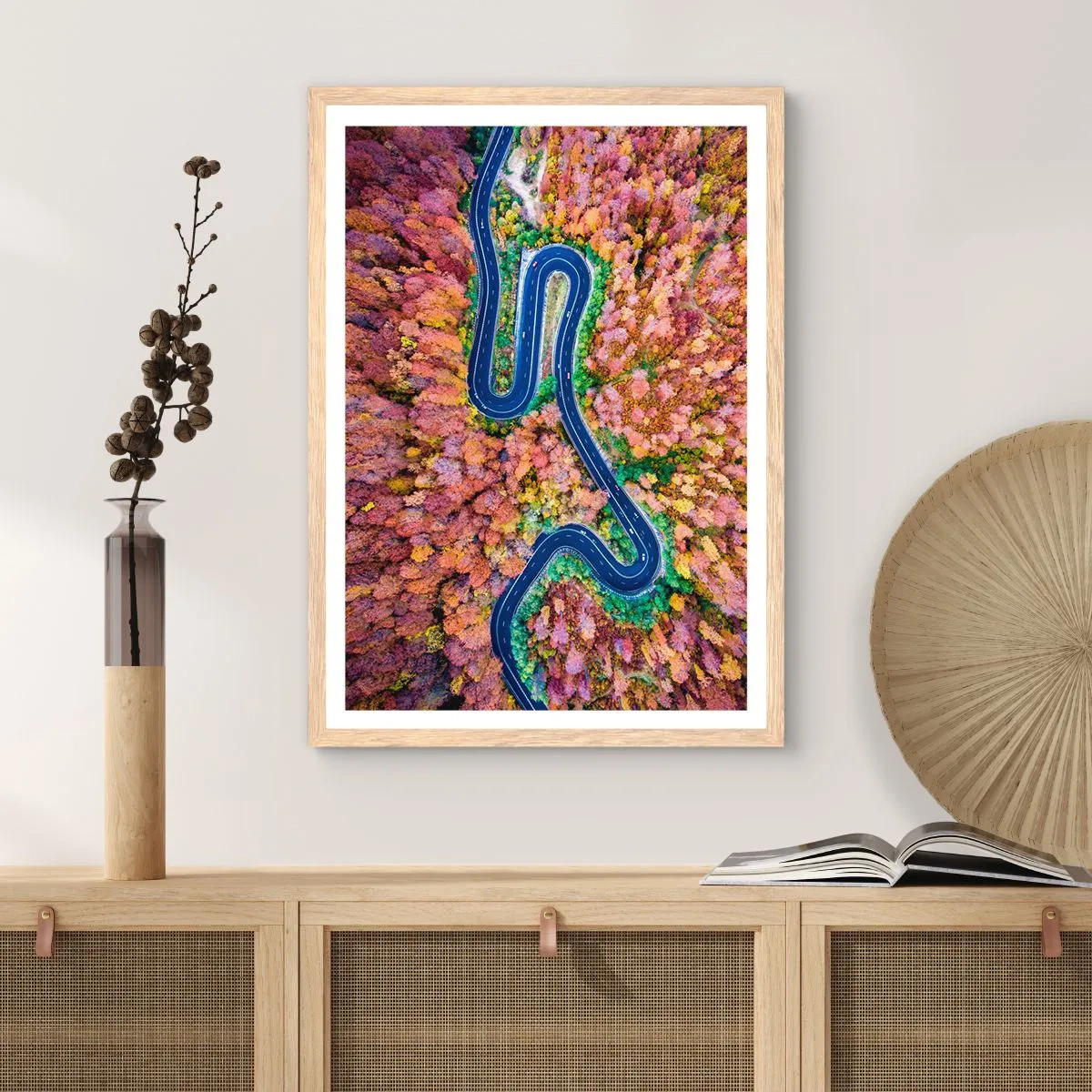 Poster in cornice rovere chiaro - Via tortuosa attraverso il bosco - 61x91 cm