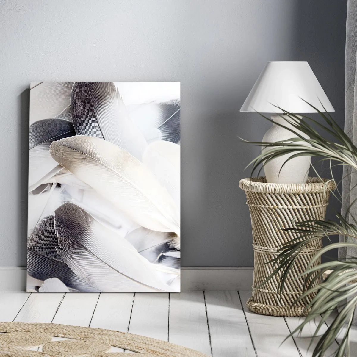 Quadro su tela - Stampe su Tela - Primo piano di piume delicate nelle tonalità del bianco e del grigio - 70x100cm - Quasi angeliche - Decorazione murale moderna per soggiorno e camera da letto ARTTOR