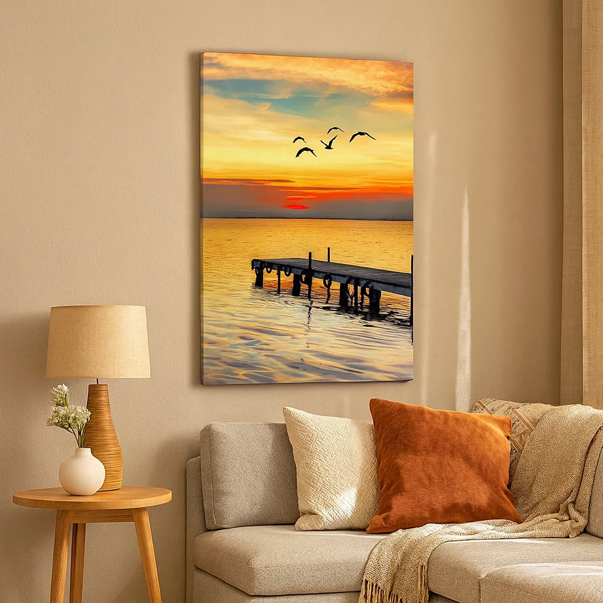 Quadro su tela - Stampe su Tela - Tramonto con barca a vela e molo su un lago calmo - 50x70cm - Il ritorno alla sera - Decorazione murale moderna per soggiorno e camera da letto ARTTOR