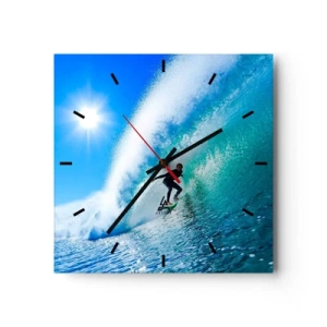 Orologio da parete - Orologio in Vetro - Un surfista su una tavola cavalca un'onda potente sotto un cielo azzurro. - 30x30cm - Attraverso il grande blu - Decorazione murale moderna per soggiorno e camera da letto ARTTOR