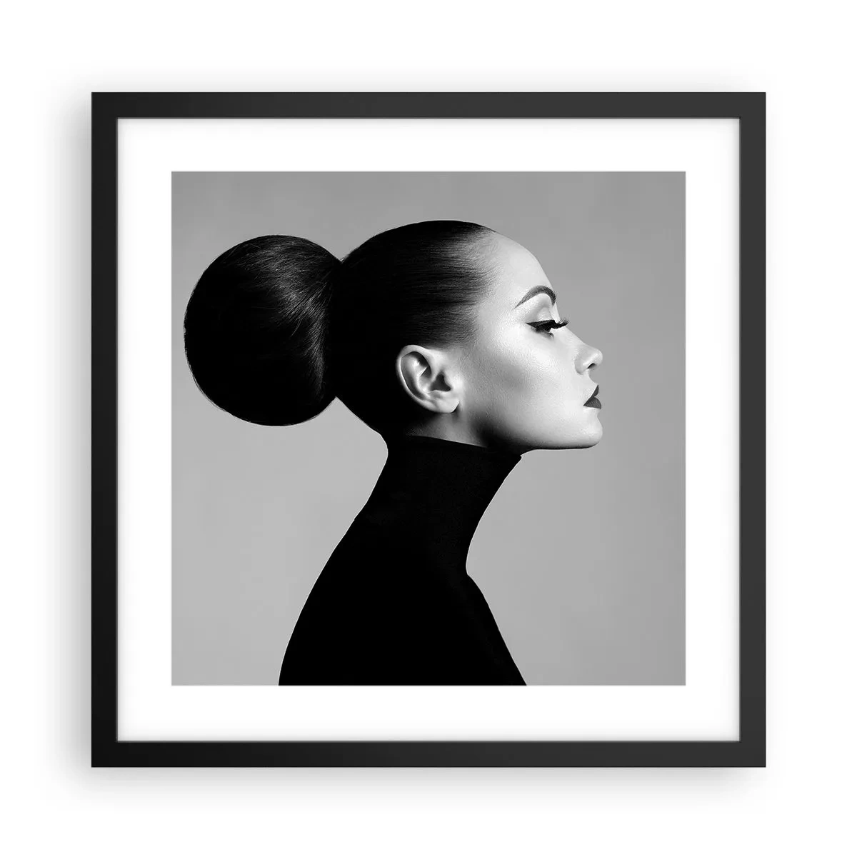 Poster in cornice nera - La Nefertiti di oggi - 40x40 cm