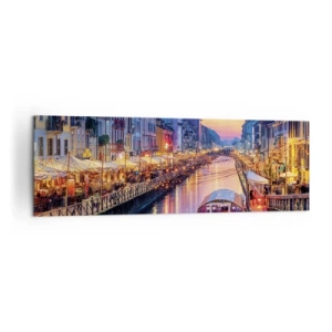 Quadro su tela - Stampe su Tela - Un canale illuminato circondato da edifici colorati - 160x50cm - Sera di luce e di divertimento - Decorazione murale moderna per soggiorno e camera da letto ARTTOR