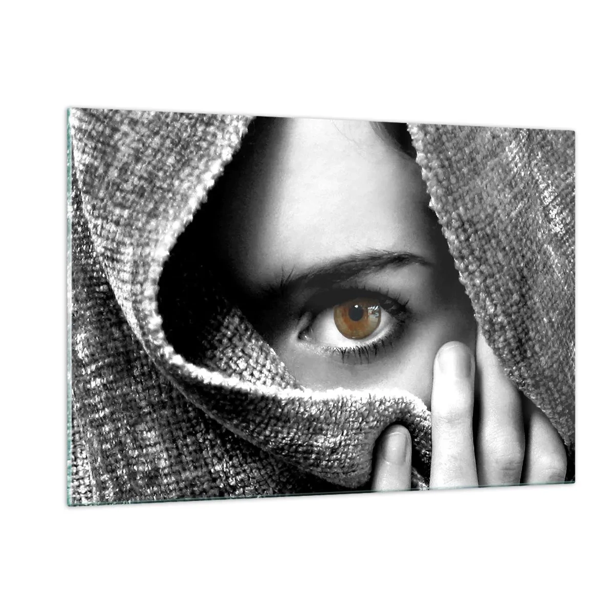 Quadro su vetro - Un occhio nascosto dietro una trama di tessuto monocromatico - 120x80cm - Scopri il segreto - Decorazione murale moderna per soggiorno e camera da letto ARTTOR