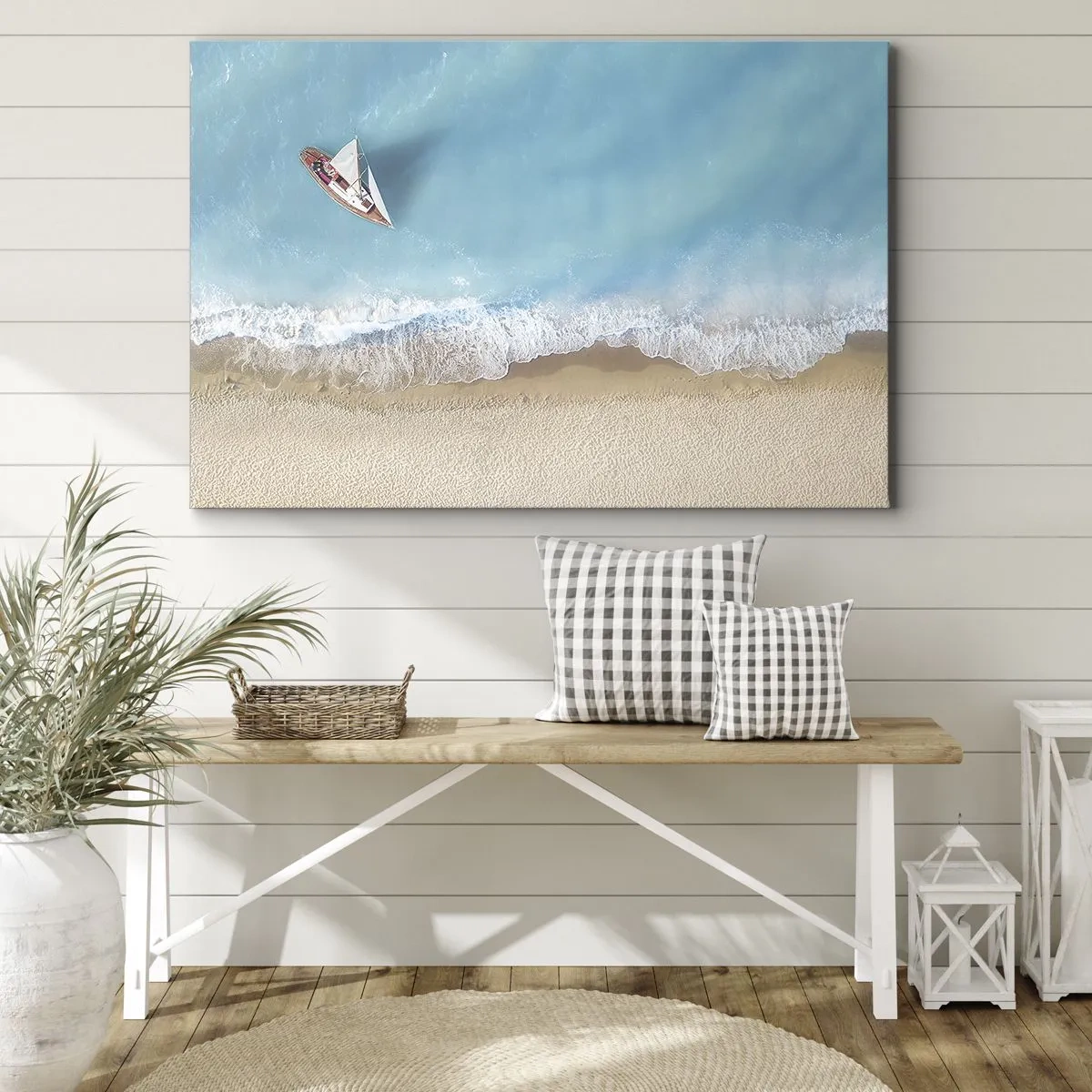 Quadro su tela - Stampe su Tela - Una vista a volo d'uccello di una barca sulla spiaggia - 70x50cm - Al confine del blu e dell'oro - Decorazione murale moderna per soggiorno e camera da letto ARTTOR