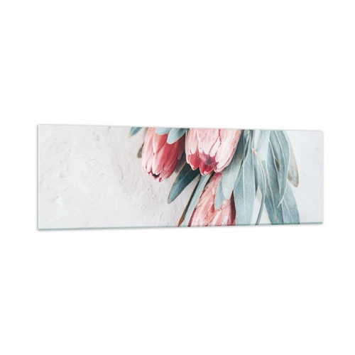 Quadro su vetro - Delicati fiori di protea rosa su uno sfondo chiaro - 160x50cm - Imbarazzati per la propria bellezza - Decorazione murale moderna per soggiorno e camera da letto ARTTOR