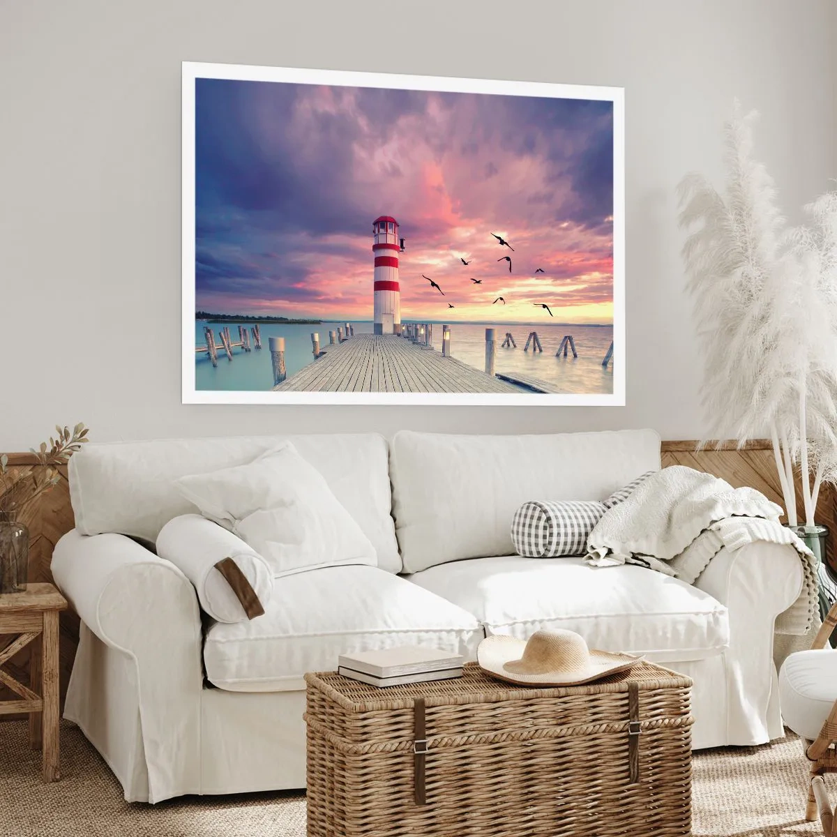 Poster - Un faro sul molo circondato da un pittoresco tramonto - 100x70cm - Tempo di tornare in porto - Decorazione murale moderna per soggiorno e camera da letto ARTTOR