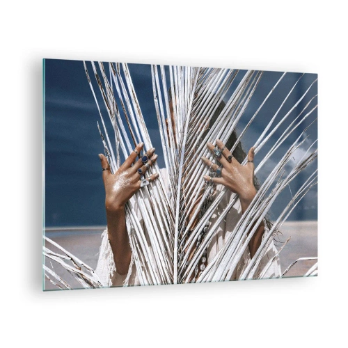 Quadro su vetro - Le mani di una donna decorate con anelli dietro una palma secca - 70x50cm - La ragazza dello sciamano? - Decorazione murale moderna per soggiorno e camera da letto ARTTOR