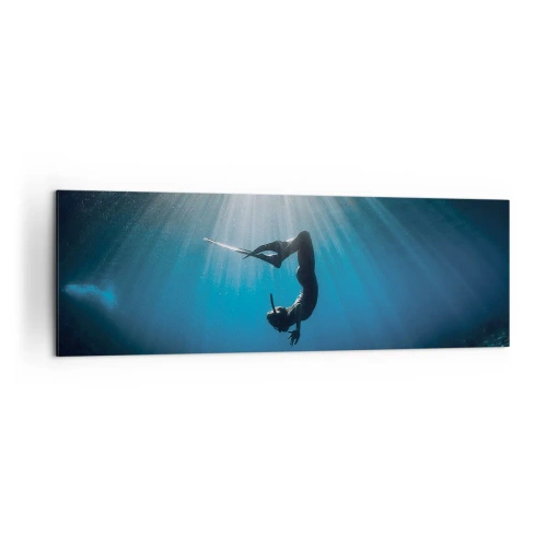 Quadro su tela - Stampe su Tela - Un subacqueo che galleggia in un raggio di luce sott'acqua - 160x50cm - Danza subacquea - Decorazione murale moderna per soggiorno e camera da letto ARTTOR