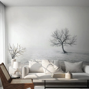 Fotomurali Premium Sand - Un albero solitario nella nebbia invernale su uno sfondo minimalista. - 100x70cm - Contro il nulla - Decorazione murale moderna per soggiorno e camera da letto ARTTOR
