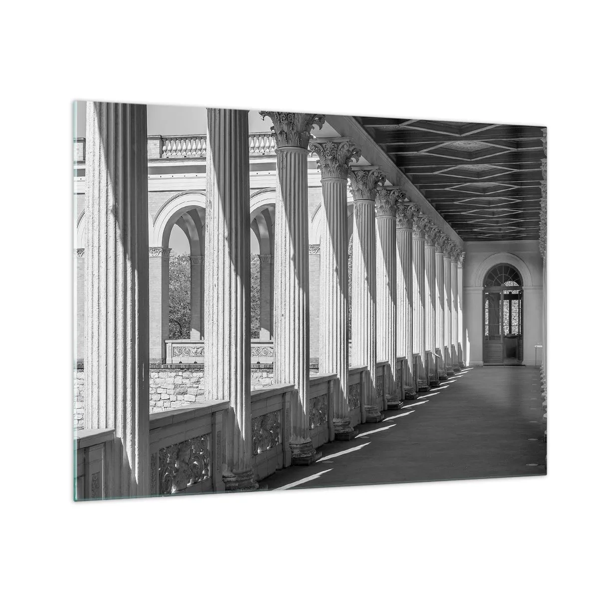 Quadro su vetro - Un colonnato bianco e nero con un gioco ritmico di luci e ombre - 70x50cm - Portico soleggiato - Decorazione murale moderna per soggiorno e camera da letto ARTTOR