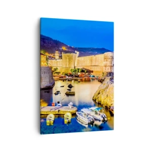 Quadro su tela - Stampe su Tela - Un pittoresco porto di notte con edifici illuminati - 50x70cm - Notte luminosa sull'Adriatico - Decorazione murale moderna per soggiorno e camera da letto ARTTOR