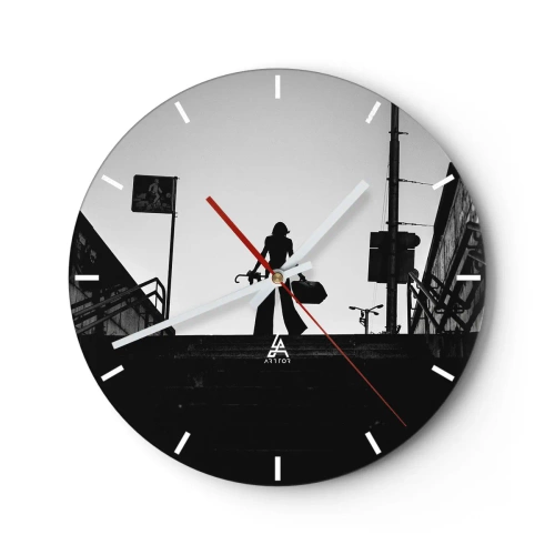 Orologio da parete - Orologio in Vetro - Silhouette di una donna sulle scale in uno scatto in bianco e nero a contrasto - 30x30cm - Gita cittadina - Decorazione murale moderna per soggiorno, cucina e camera da letto ARTTOR