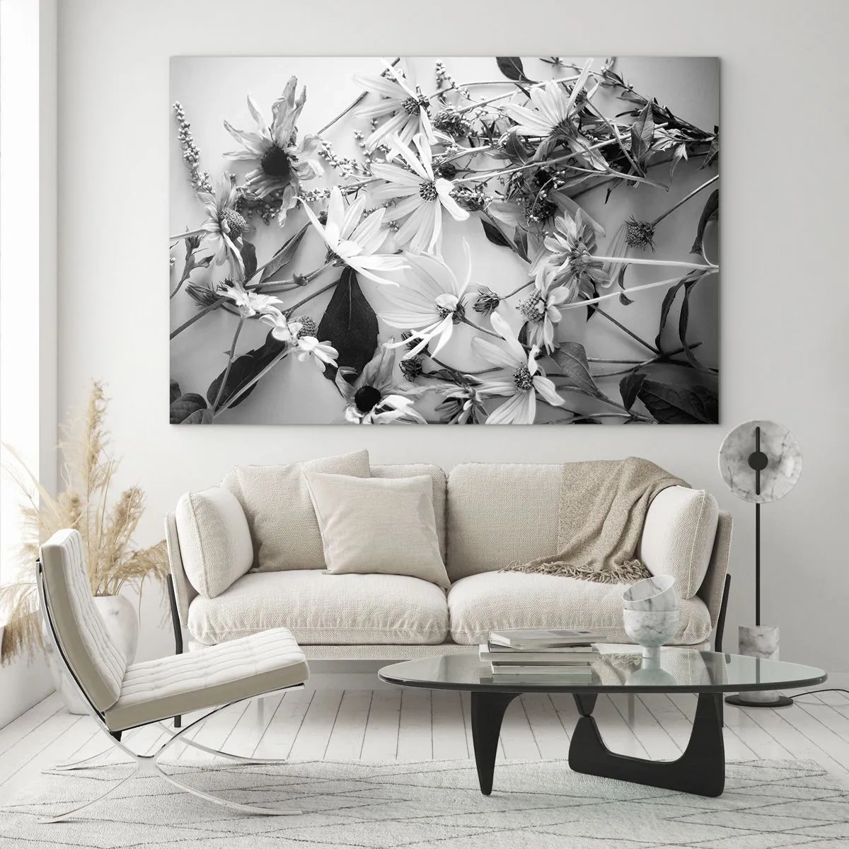 Quadro su vetro - Fiori bianchi e neri sparsi in una composizione artistica - 70x50cm - Un non bouquet di fiori - Decorazione murale moderna per soggiorno e camera da letto ARTTOR