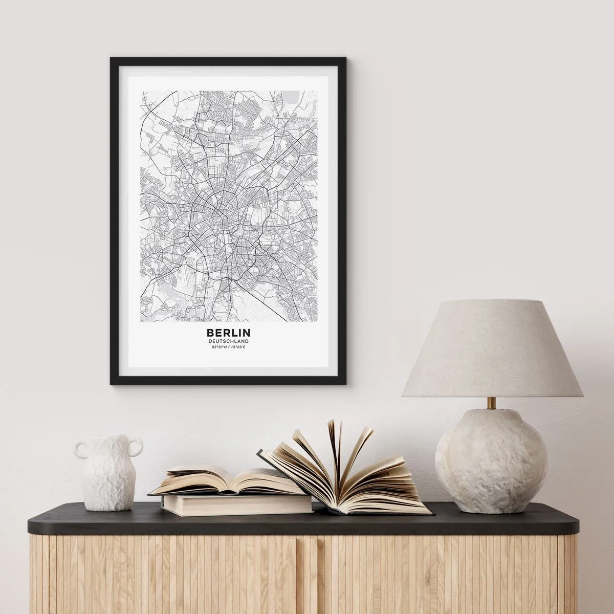 Poster in cornice nera - Il fiore di Berlino - 70x100 cm