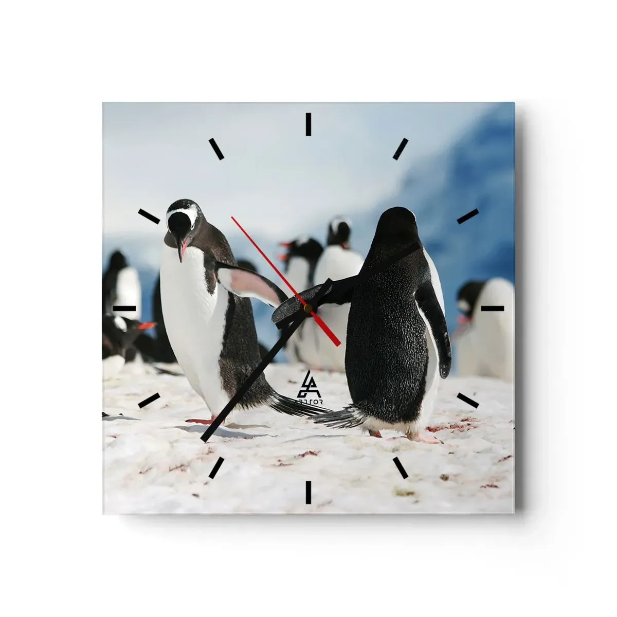 Orologio da parete - Orologio in Vetro - Un gruppo di pinguini nella neve in un paesaggio antartico - 30x30cm - Danza sulla neve - Decorazione murale moderna per soggiorno e camera da letto ARTTOR