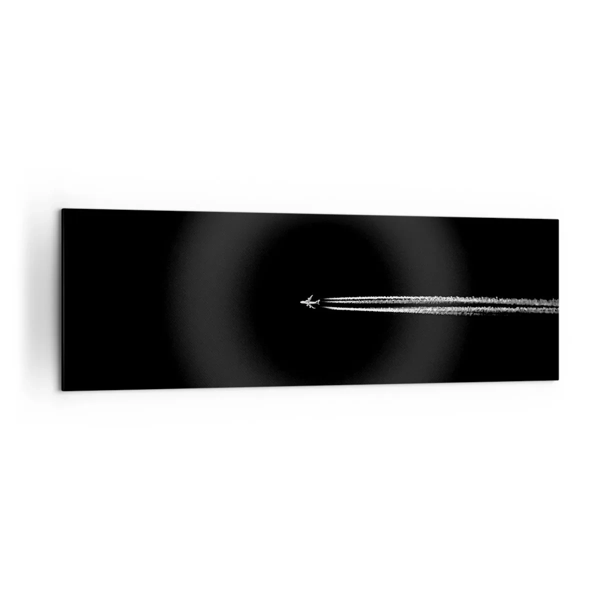 Quadro su tela - Stampe su Tela - Un aereo a reazione con una scia di condensazione visibile su uno sfondo nero - 160x50cm - In un'altra dimensione - Decorazione murale moderna per soggiorno e camera da letto ARTTOR