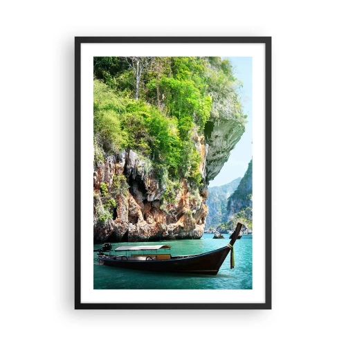 Poster in cornice nera - Una barca tradizionale sullo sfondo di pittoresche rocce e vegetazione - 50x70cm - Invito a un viaggio esotico - Decorazione murale moderna per soggiorno e camera da letto ARTTOR