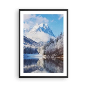 Poster in cornice nera - Montagne innevate riflesse in un lago in inverno - 50x70cm - Il custode innevato - Decorazione murale moderna per soggiorno e camera da letto ARTTOR