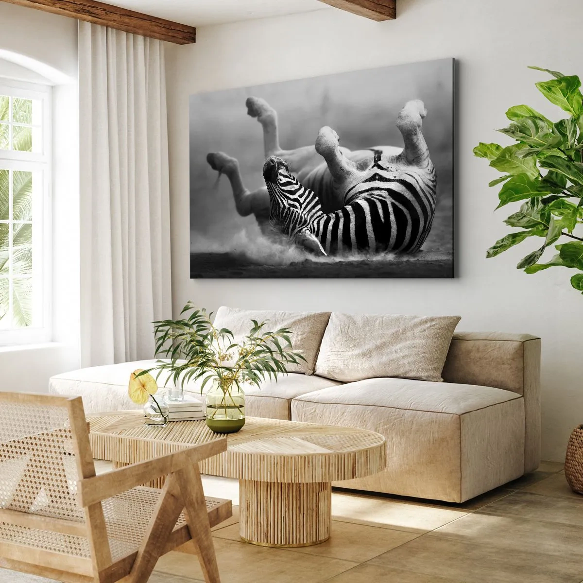 Quadro su tela - Stampe su Tela - Una zebra bianca e nera che rotola nella sabbia - 100x70cm - Morire dal ridere - Decorazione murale moderna per soggiorno e camera da letto ARTTOR
