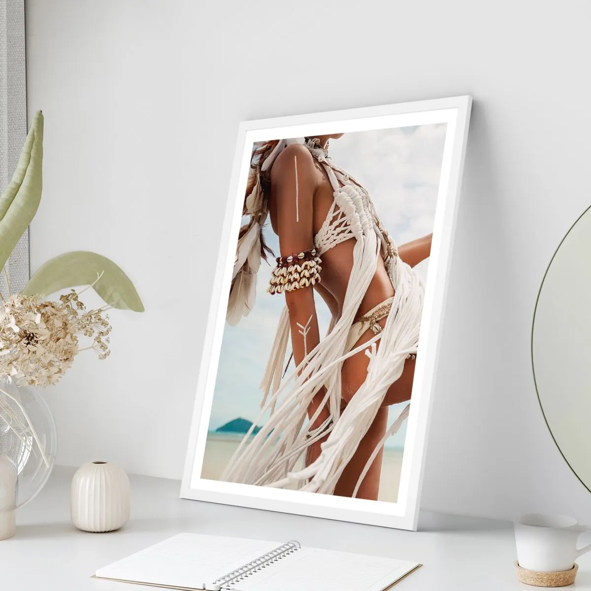 Poster in cornice bianca - La sacerdotessa del sole - 61x91 cm