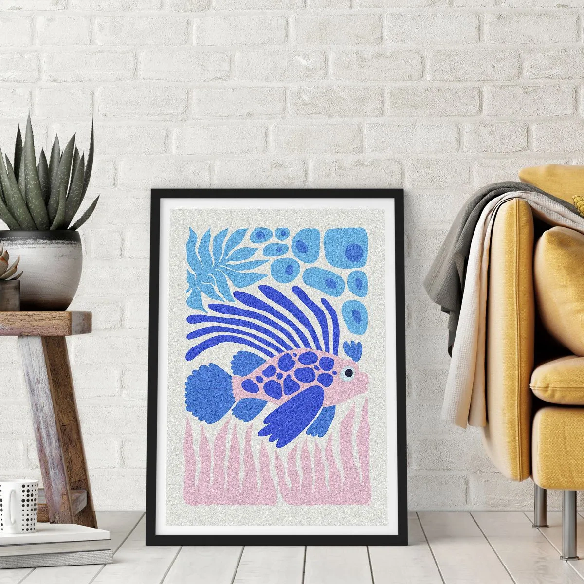 Poster in cornice nera - Pesci esotici stilizzati in un ambiente sottomarino - 50x70cm - Nel suo elemento - Decorazione murale moderna per soggiorno e camera da letto ARTTOR