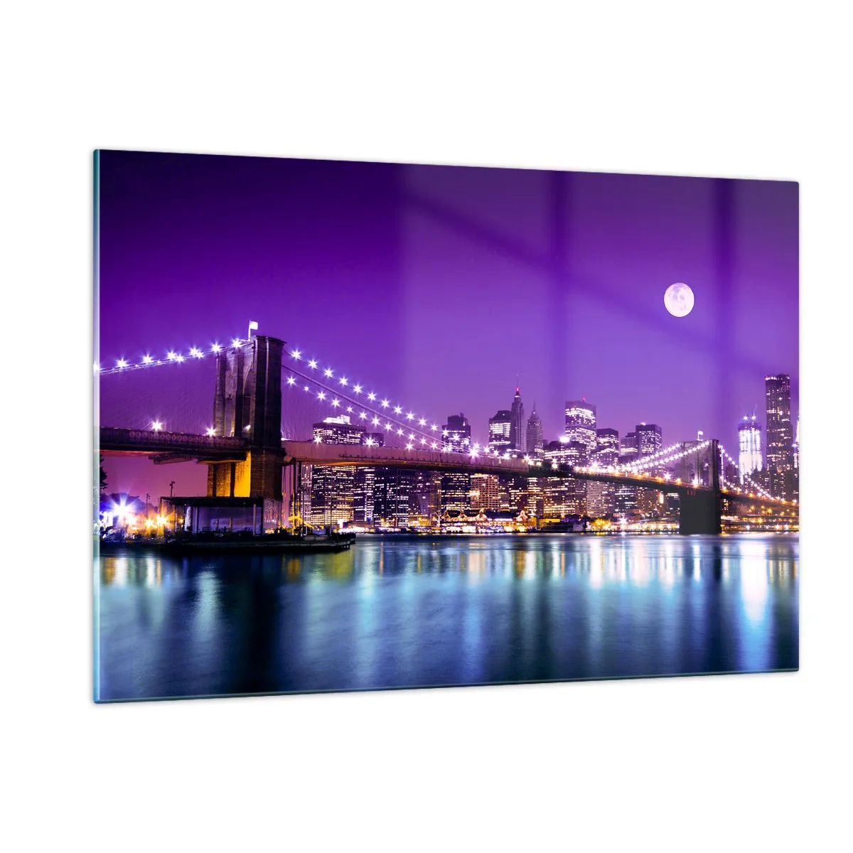 Quadro su vetro - Il ponte di Brooklyn e Manhattan di notte nelle tonalità viola - 120x80cm - Luce della grande città in viola - Decorazione murale moderna per soggiorno e camera da letto ARTTOR