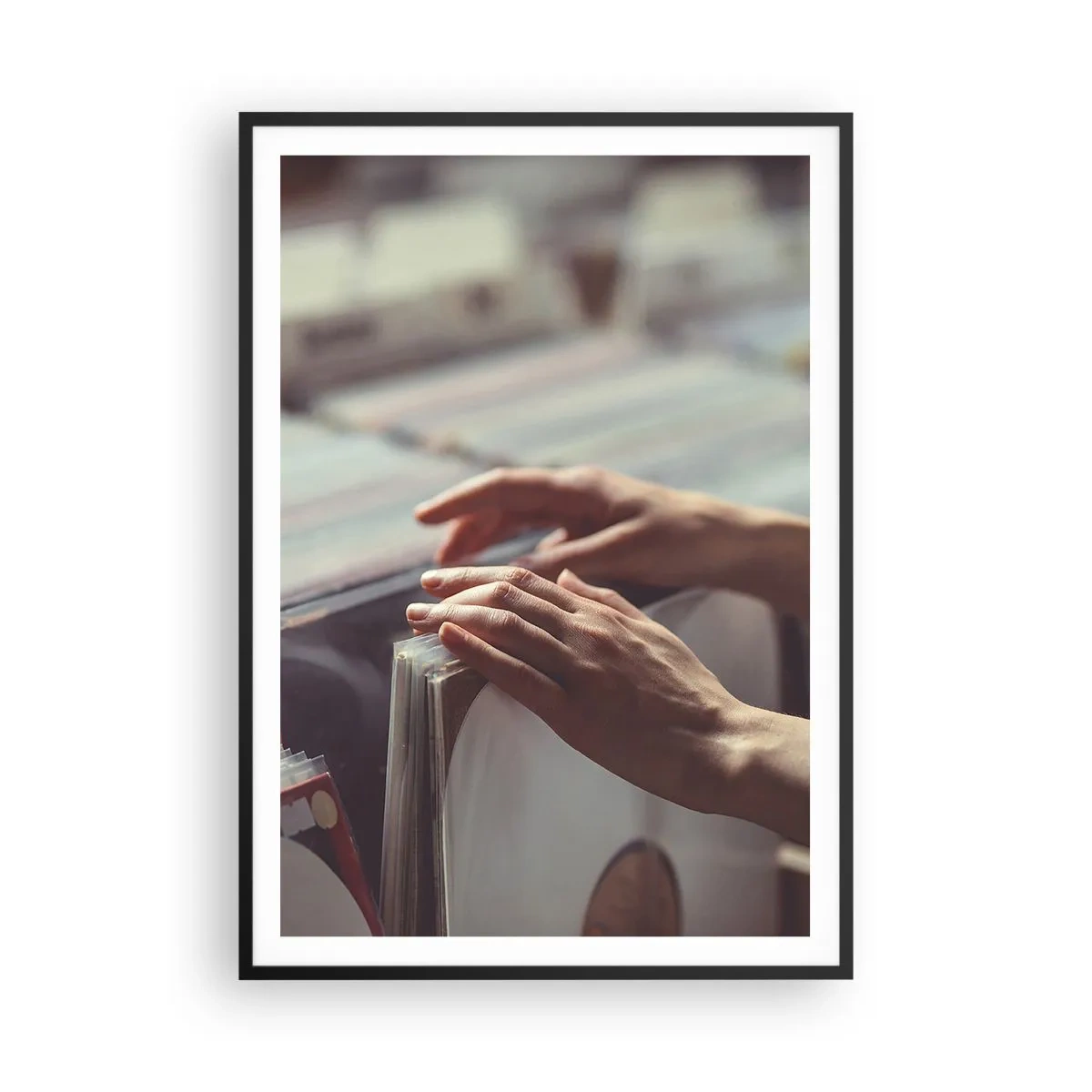 Poster in cornice nera - Alla ricerca di emozioni - 70x100 cm