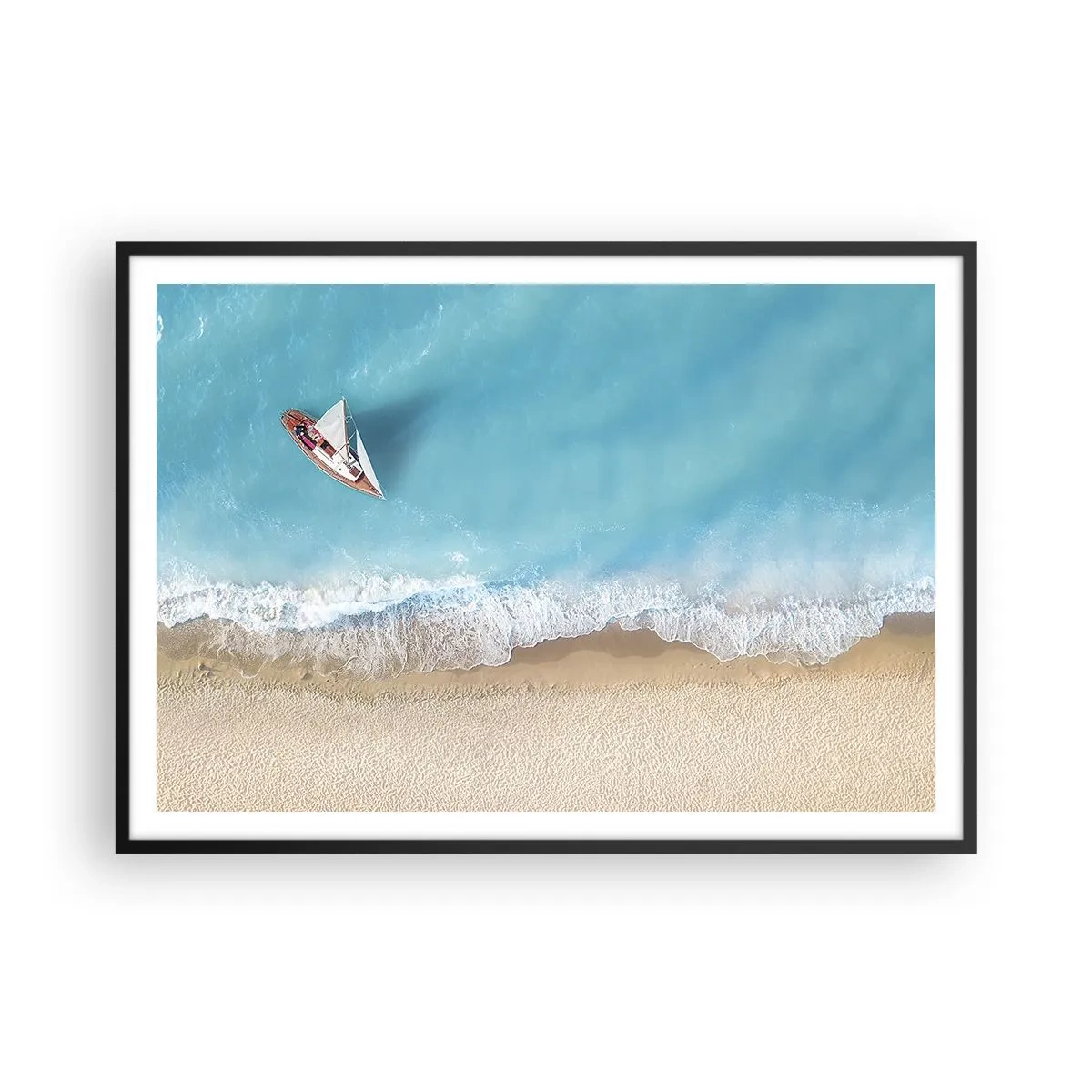 Poster in cornice nera - Una vista a volo d'uccello di una barca sulla spiaggia - 100x70cm - Al confine del blu e dell'oro - Decorazione murale moderna per soggiorno e camera da letto ARTTOR