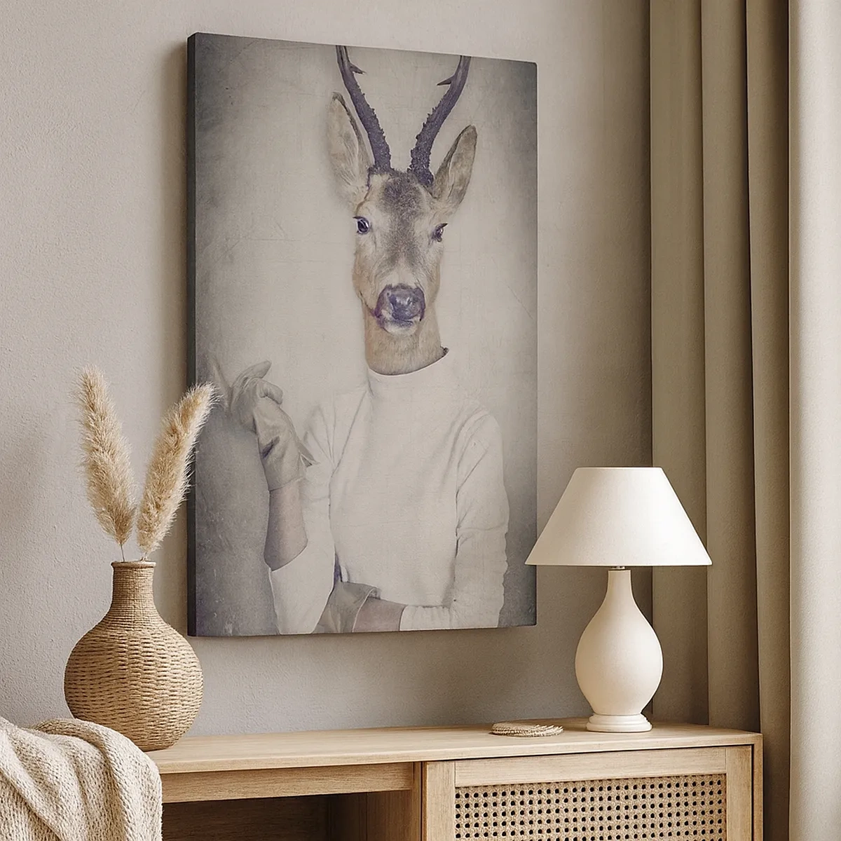 Quadro su tela - Stampe su Tela - Un trittico con figure di animali in abiti umani su uno sfondo artistico - 50x70cm - Facciamo parlare i gesti - Decorazione murale moderna per soggiorno e camera da letto ARTTOR