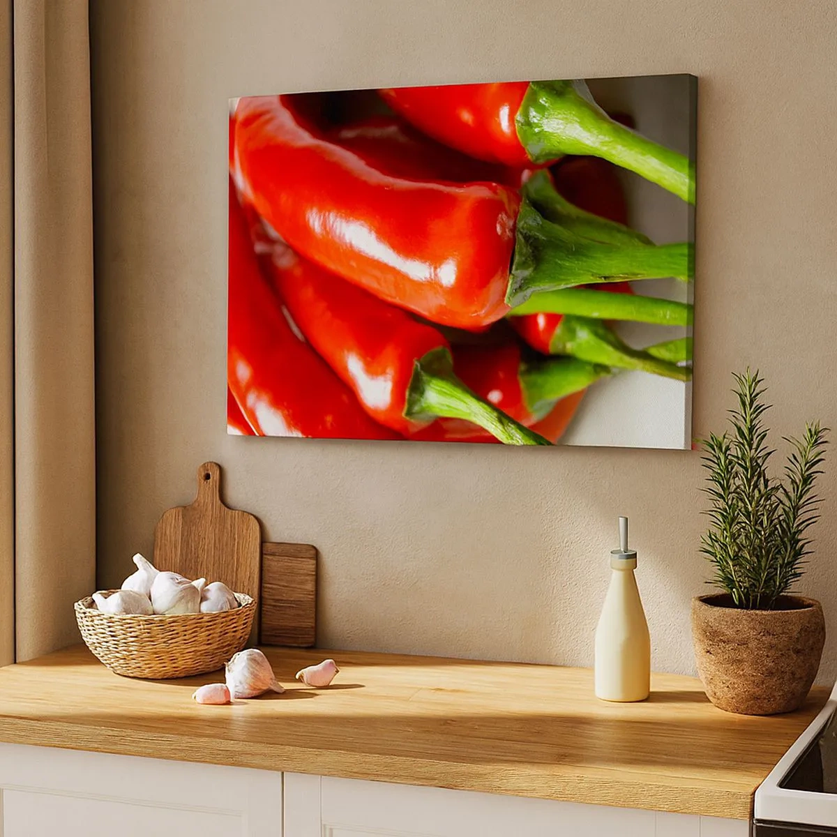 Quadro su tela - Stampe su Tela - Primo piano di peperoncini rossi con steli verdi - 70x50cm - Succosi, lisci e lucenti - Decorazione murale moderna per soggiorno e camera da letto ARTTOR
