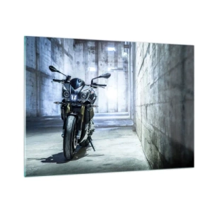 Quadro su vetro - Una motocicletta in un interno industriale con pareti di cemento - 100x70cm - Prima che rombi il motore - Decorazione murale moderna per soggiorno e camera da letto ARTTOR