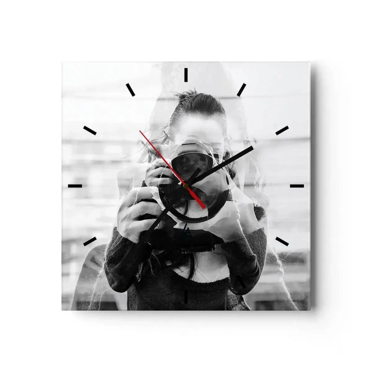 Orologio da parete - Orologio in Vetro - Ritratto in bianco e nero con doppia esposizione di un fotografo - 30x30cm - Il creatore e il materiale - Decorazione murale moderna per soggiorno e camera da letto ARTTOR