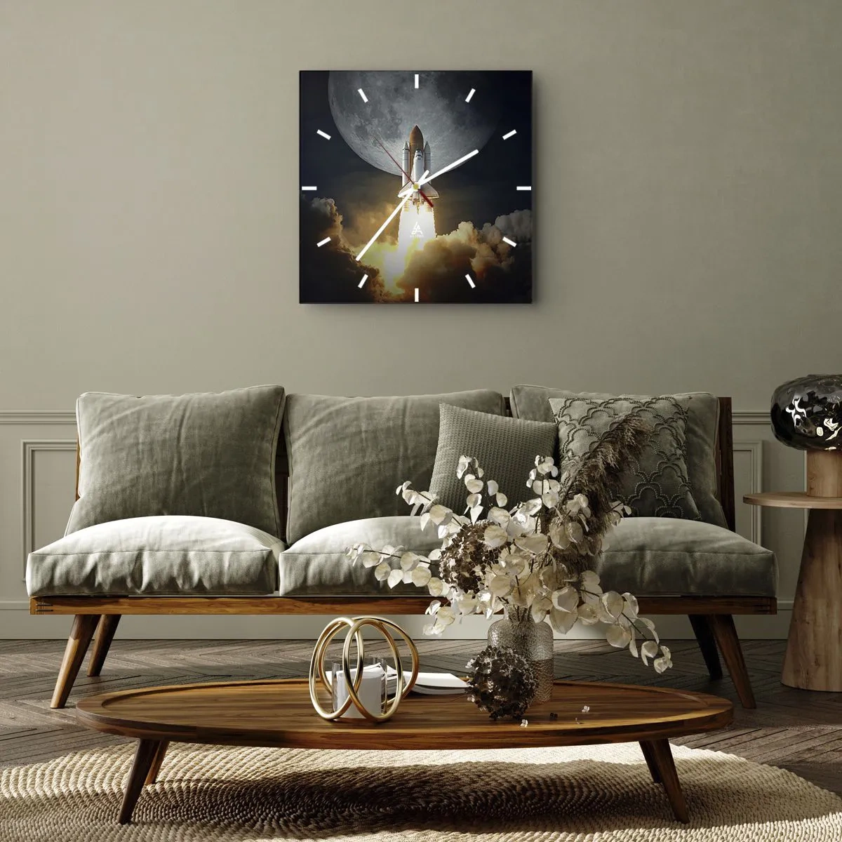 Orologio da parete - Orologio in Vetro - Un razzo che decolla sullo sfondo della luna piena circondata da nuvole dinamiche. - 30x30cm - L'inizio di un'avventura spaziale - Decorazione murale moderna per soggiorno e camera da letto ARTTOR