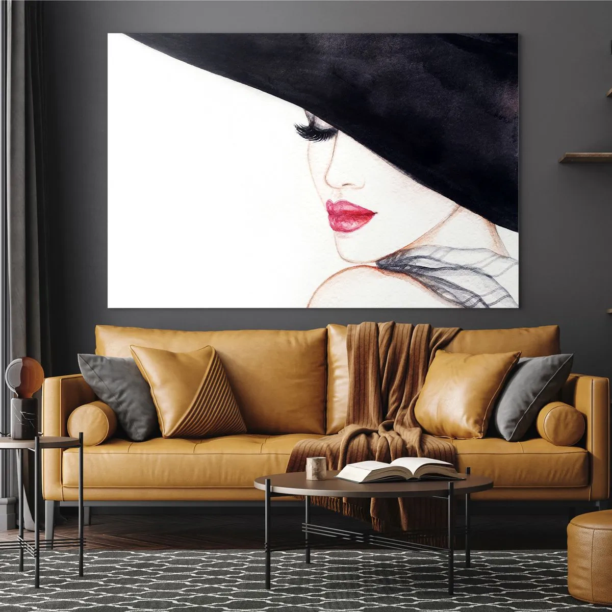 Quadro su vetro - Un ritratto sottile di una donna con un cappello e le labbra rosse - 120x80cm - Eleganza e sensualità - Decorazione murale moderna per soggiorno e camera da letto ARTTOR