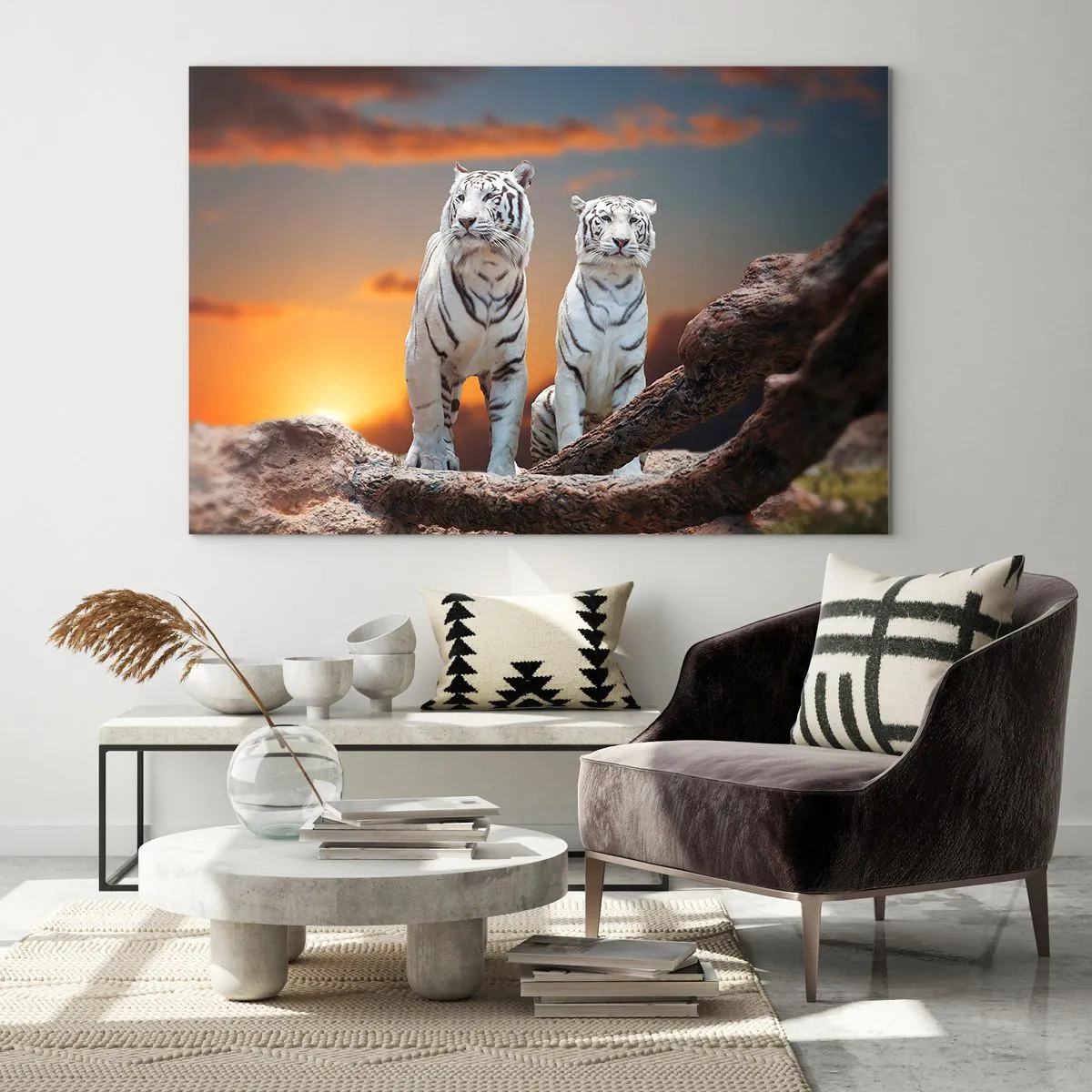 Quadro su vetro - Tigri bianche contro il sole al tramonto - 70x50cm - Proprio come a Narnia - Decorazione murale moderna per soggiorno e camera da letto ARTTOR
