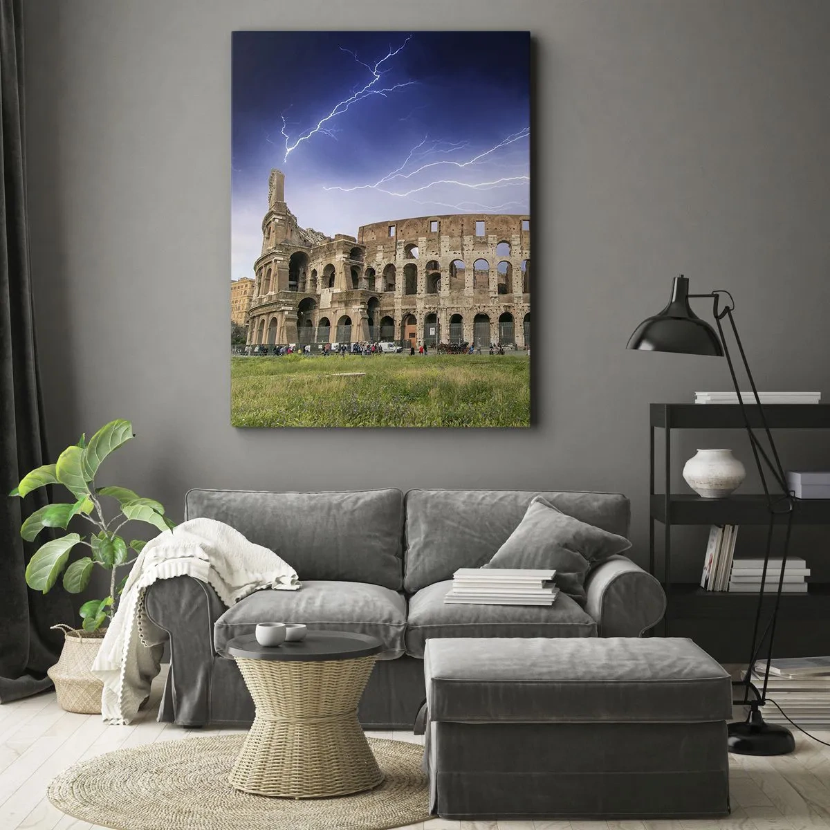 Quadro su tela - Stampe su Tela - Il Colosseo a Roma illuminato dai fulmini - 80x120cm - Arena di combattimenti - Decorazione murale moderna per soggiorno e camera da letto ARTTOR