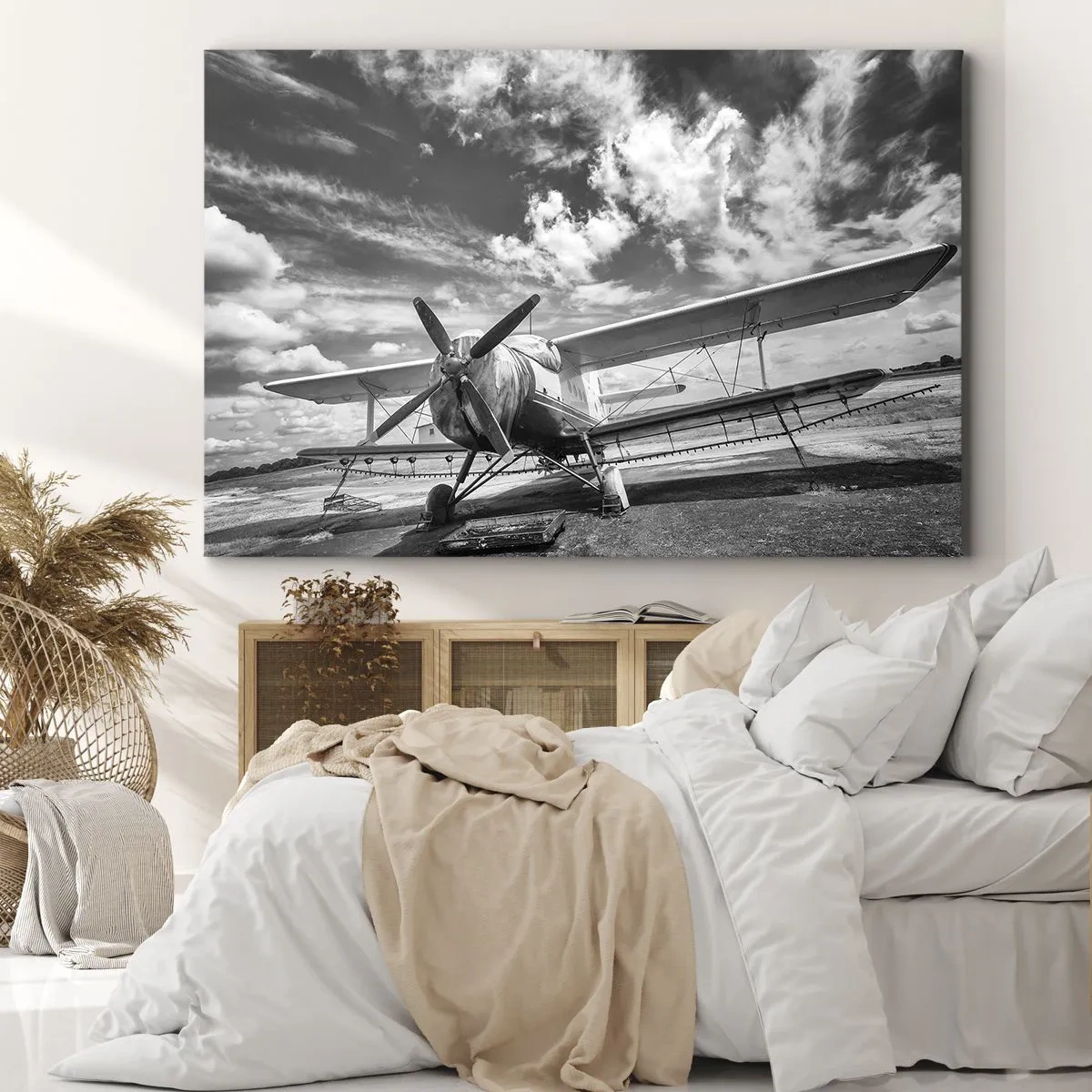 Quadro su tela - Stampe su Tela - Un vecchio aereo all'aeroporto in bianco e nero - 120x80cm - Non vedo l'ora! - Decorazione murale moderna per soggiorno e camera da letto ARTTOR