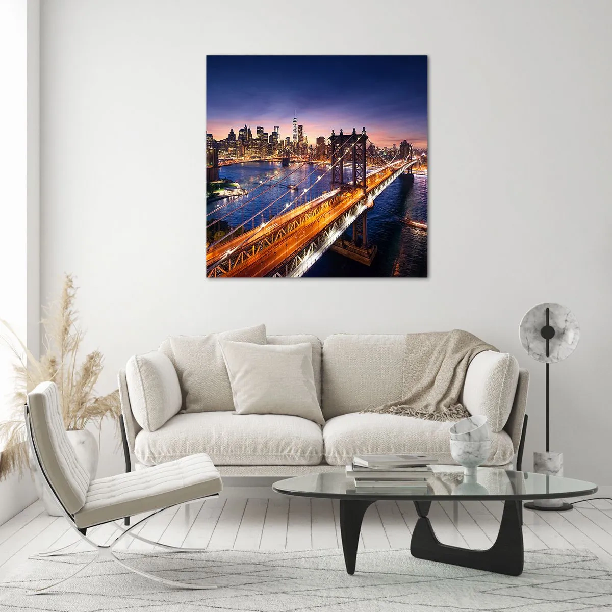 Quadro su vetro - Il ponte luminoso fino al cuore della città - 60x60 cm