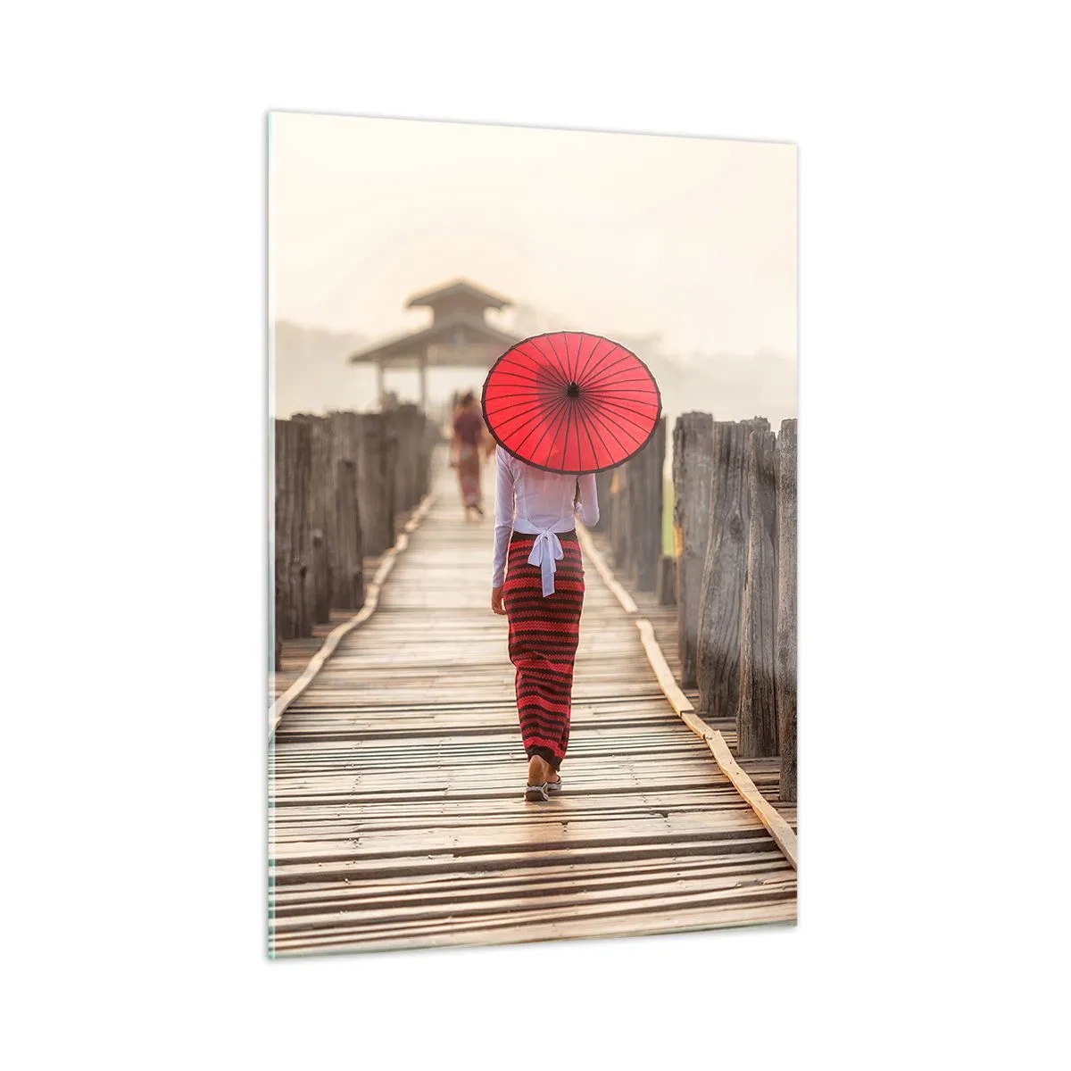 Quadro su vetro - Una donna con un ombrello rosso su un ponte di legno - 50x70cm - Sul vecchio ponte - Decorazione murale moderna per soggiorno e camera da letto ARTTOR
