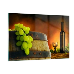 Quadro su vetro - Uva su una botte in un ambiente rustico con vino sullo sfondo - 120x80cm - Natura morta con bottiglia di vino e acini d'uva - Decorazione murale moderna per soggiorno e camera da letto ARTTOR